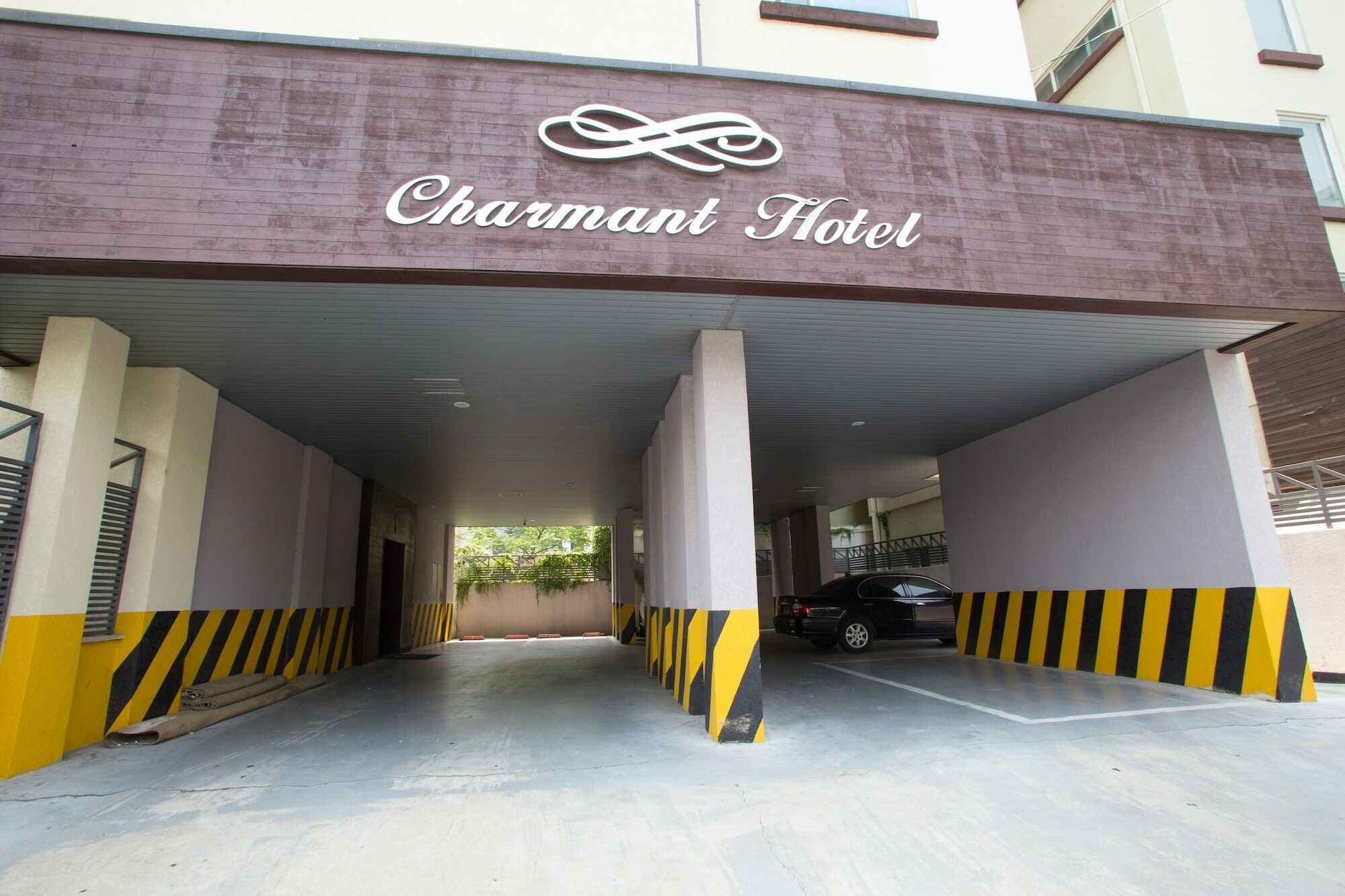 Charmant Hotel มกโพ ภายนอก รูปภาพ